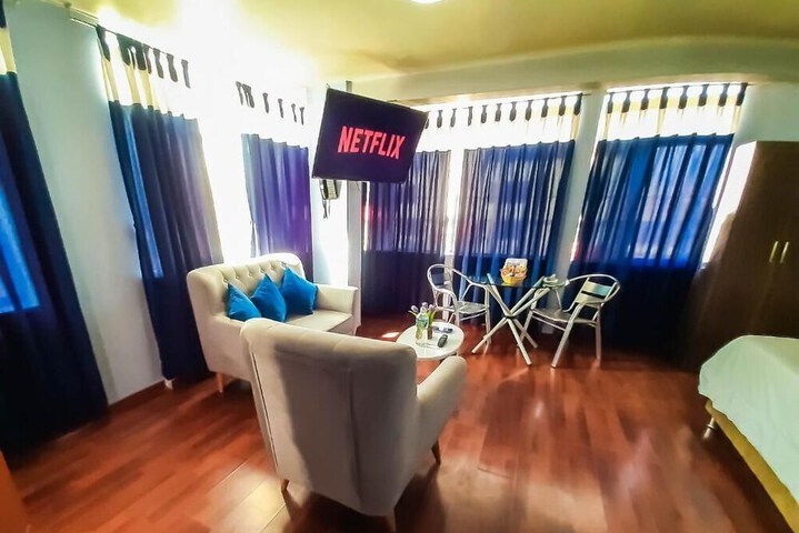 Room 35 of 61