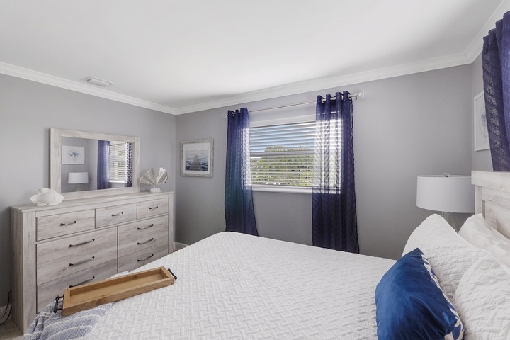 Room 5 of 19