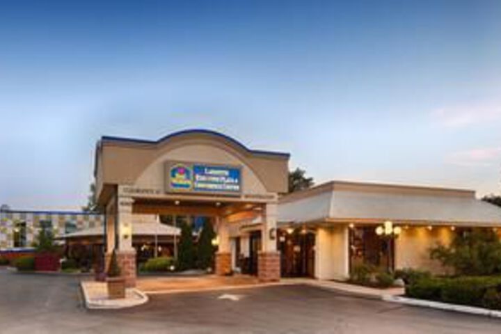 Hotel 3 of 75