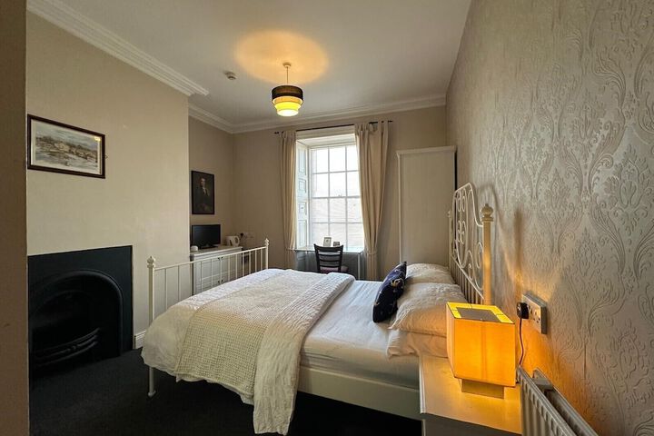 Room 8 of 21