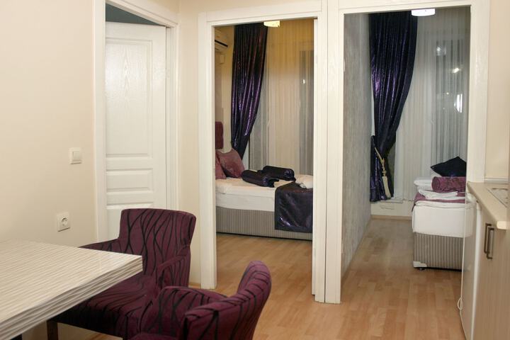 BLUE MOON APART HOTEL