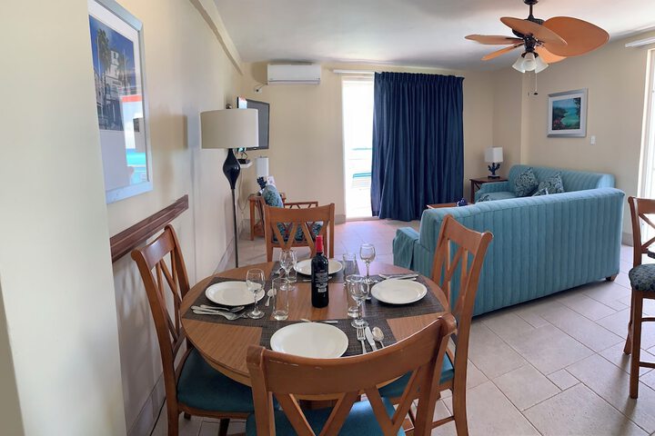 Dining Photos