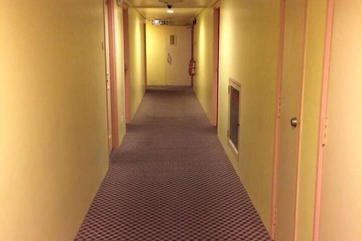 Ballroom/Hall 17 of 22