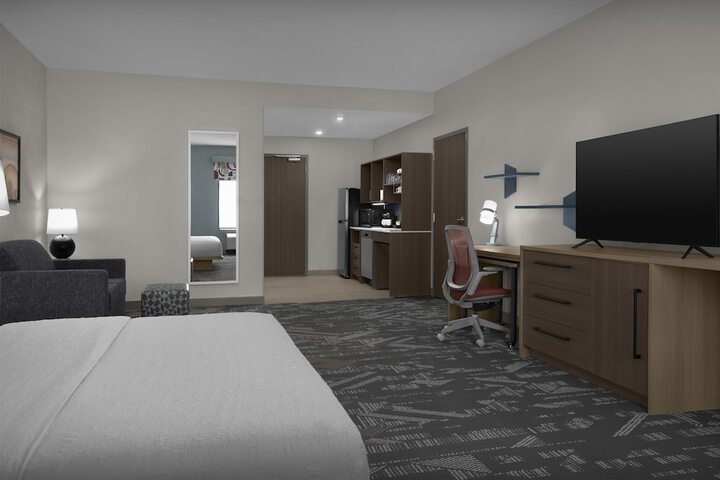 Room 17 of 40