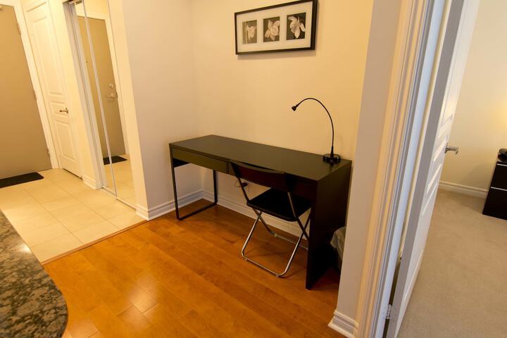 Room 10 of 21