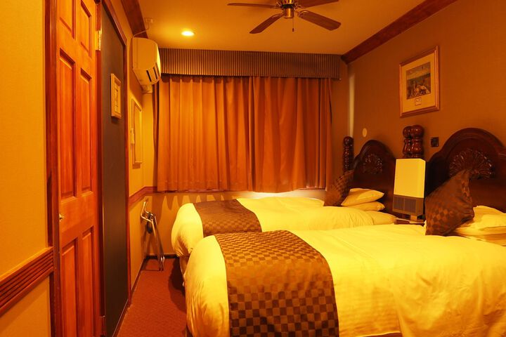 Room 7 of 67