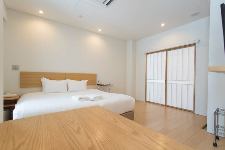 Room 15 of 67