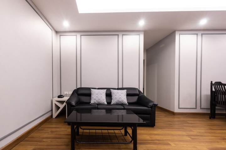 Room 95 of 186