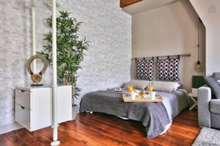 Room 3 of 26