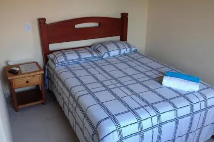 Room 2 of 9