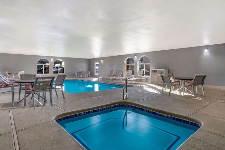 Pool 23 of 30