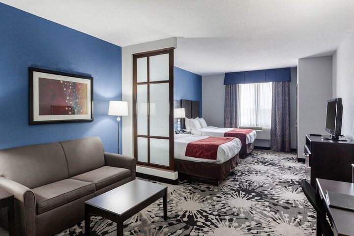 Suite 2 Queen Beds (13 of 25)