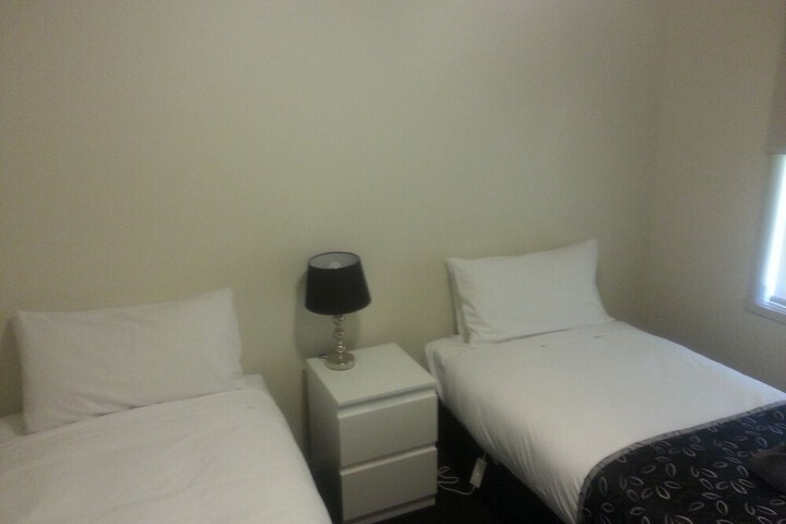 Room 22 of 90