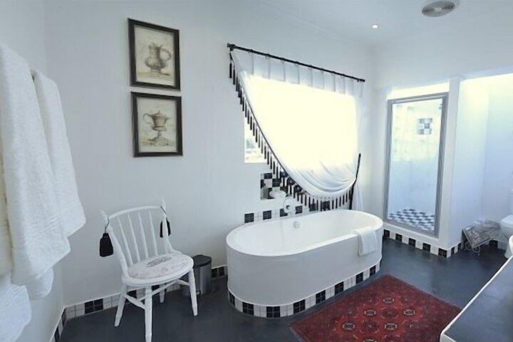 Room 20 of 37
