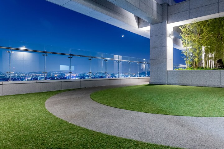 Sports facility