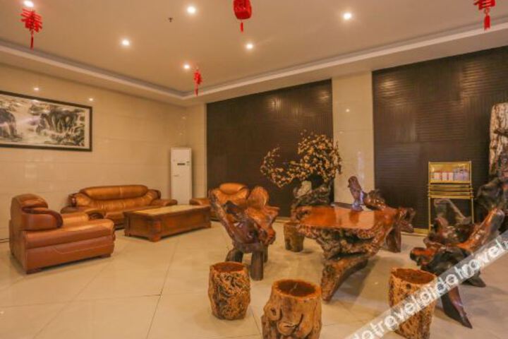 Hotel Interior 12 of 32
