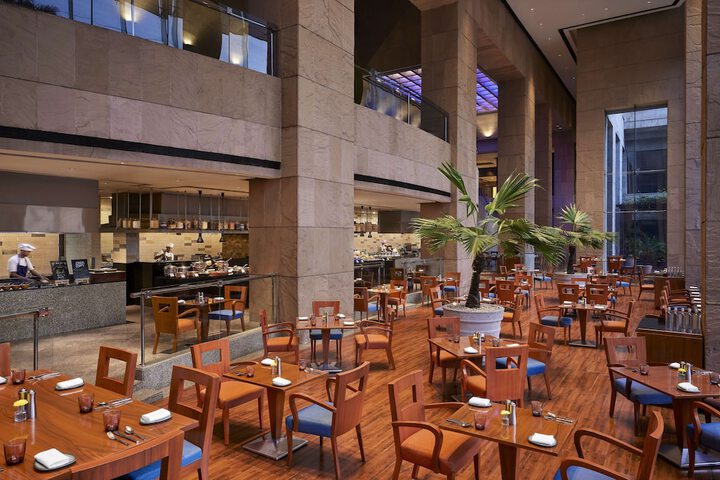 Dining 49 of 81