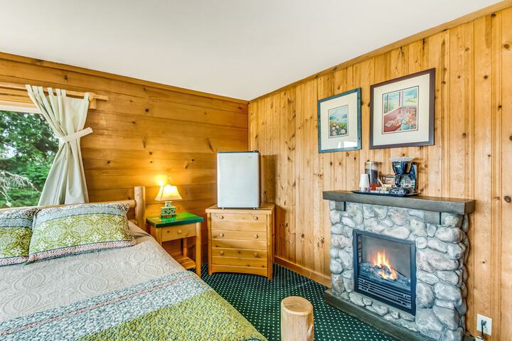 Room 26 of 189