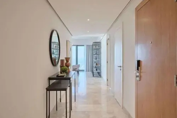 Room 11 of 34