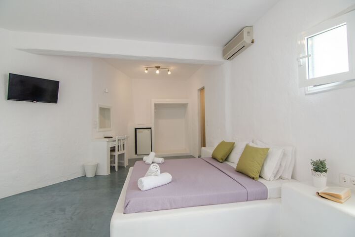 Room 15 of 68