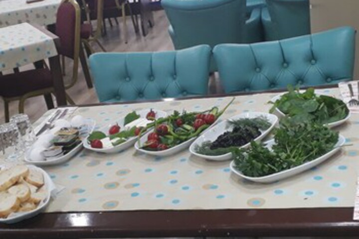 Dining 37 of 137