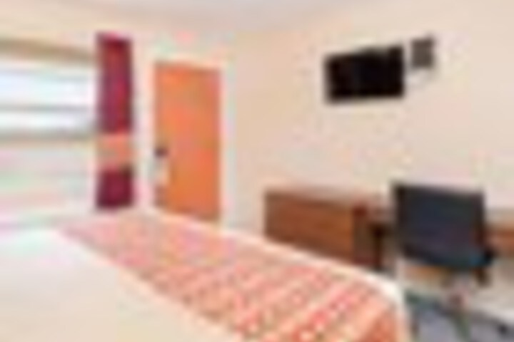 Room 50 of 99