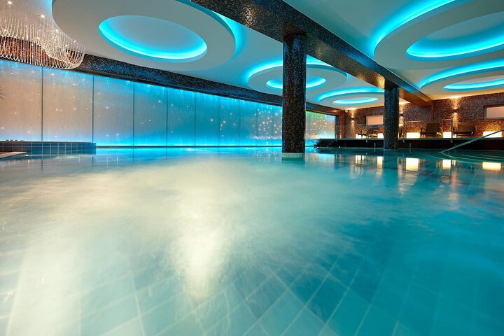 Pools & Facilities