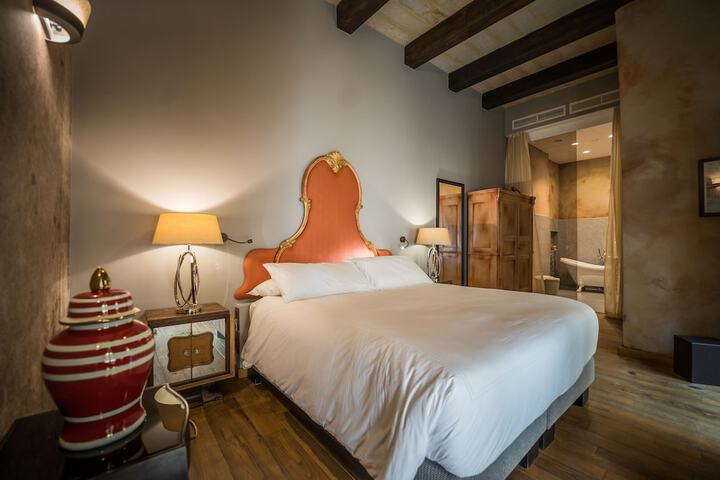Room 20 of 70