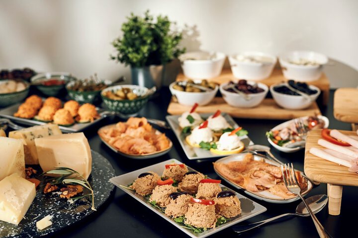Dining 69 of 92