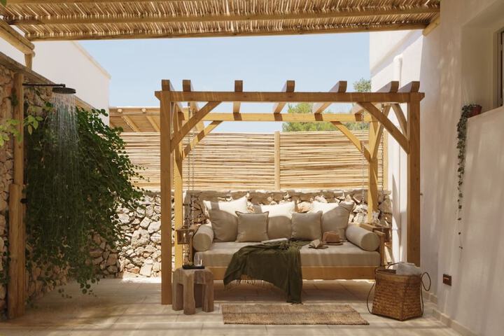 Terrace/Patio 30 of 48