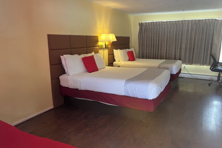 Double Bed (2 of 4)