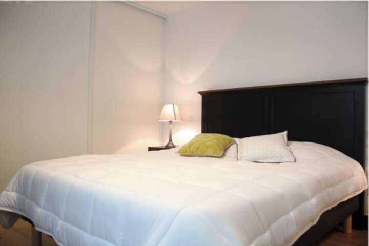 Room 21 of 80