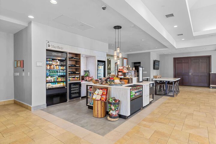 Snack bar