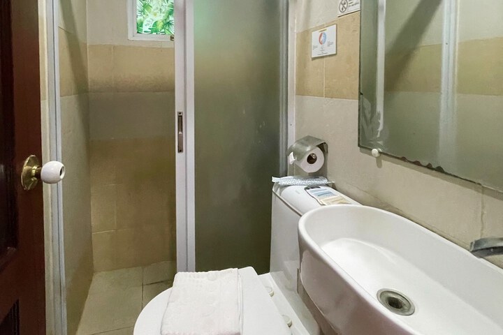Room 65 of 79