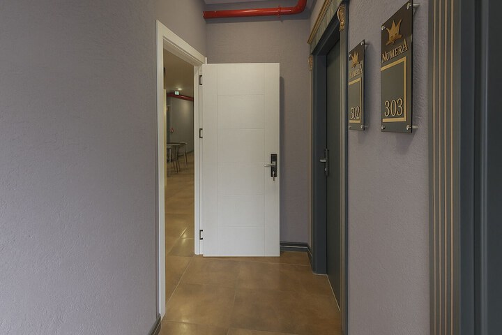 Room 39 of 54