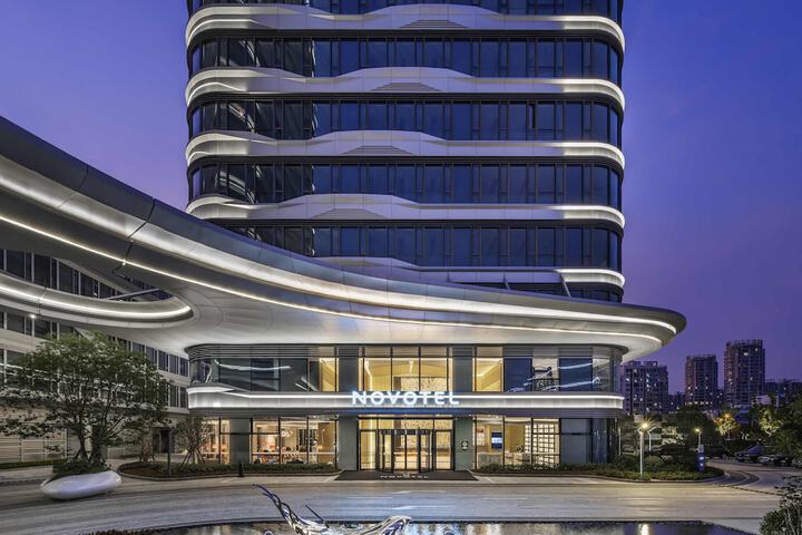 Exterior of Novotel Shanghai Wanyuan