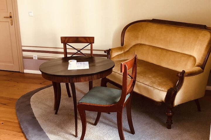 Room 41 of 174