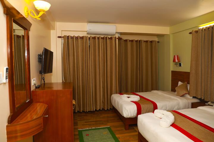 Room 7 of 51