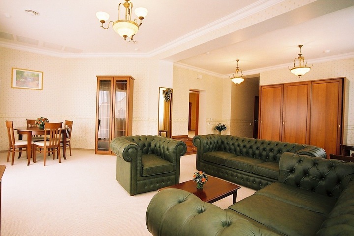 Room 38 of 105
