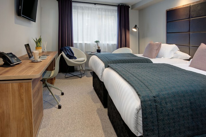 Room 18 of 43