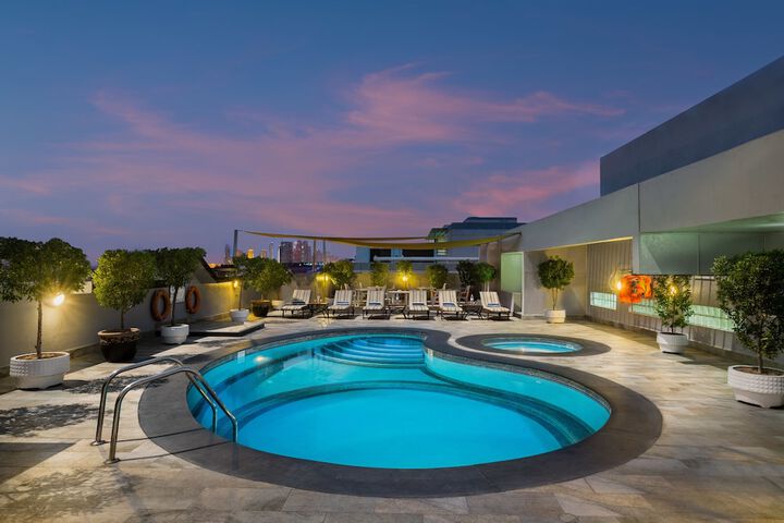 Hotel with Pool