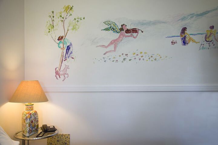Room 11 of 61