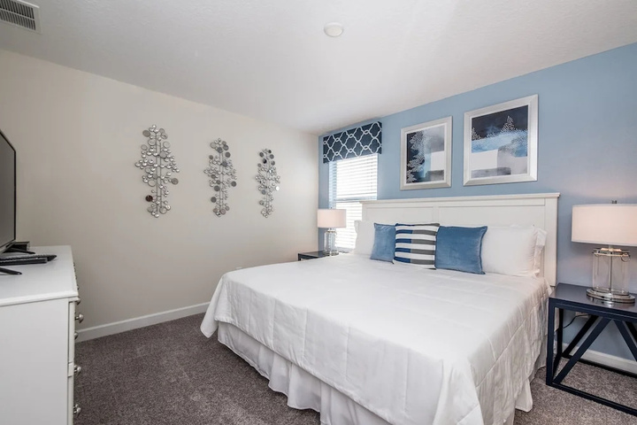 Room 5 of 23