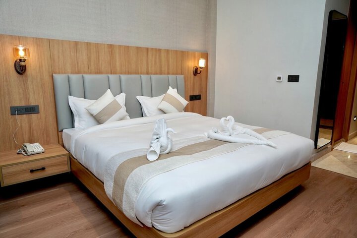 Room 15 of 31