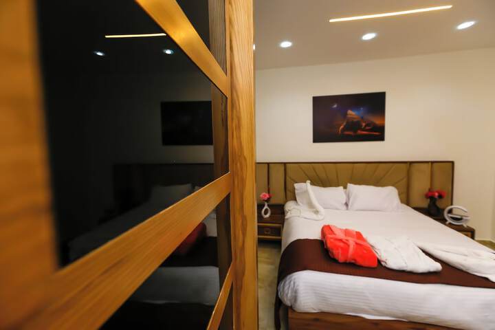 Room 14 of 79