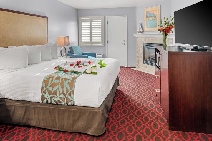 Room 12 of 38