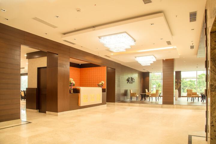 Hotel Interior 5 of 30