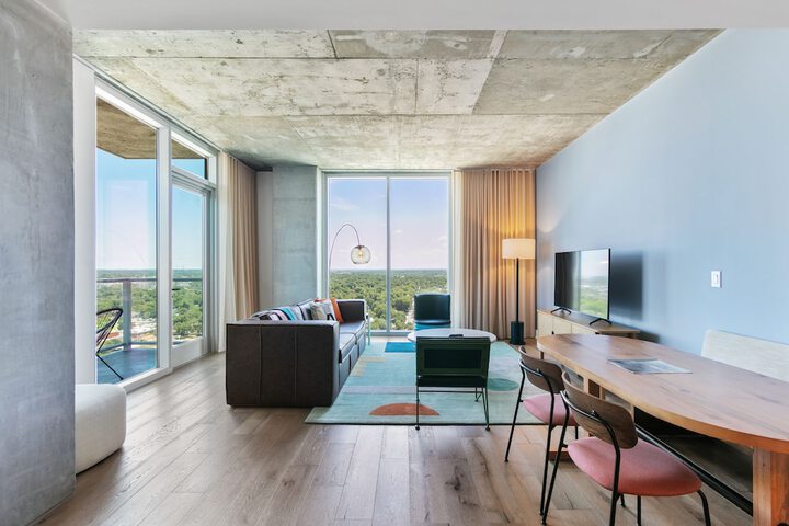 Room 406 of 860