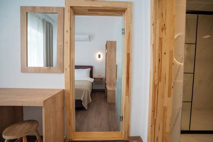 Room 38 of 57