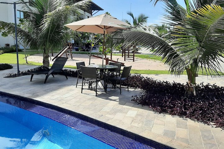 Pool 21 of 42